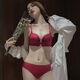 Victoria's elegant new underwear women's small breasts are gathered together to show the size of the secondary breasts. Zodiac year red latex bra set for wedding. Burgundy set 34B=75B (set + exquisite packaging)
