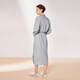 Moins [Série XUN] Spring Simple Design Long Velvet Cotton Cotton Long Mange Shirt Robe 2O4G12590 452 Grey Rose Blue S