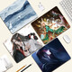 Kleines Maus-Pad für Jungen 2D Cartoon Notebook Pad Creative Game E-Sports Nicht-Schlupf-Tastaturpolster Tragbares Dicked Lock Edge Office Study Desk Pad können angepasst werden, um einen hohen Erscheinungsbild W1421 37 cm x 25 cm x 3 mm