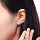 Yuan Shengfu's new PT950 fashion boutique platinum earrings, fashionable and versatile platinum earrings 2.14g