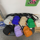 Bolsa de teléfono móvil Mu Jin, bolso cruzado de hombres y mujeres, mini bolso de moda, auriculares de moda de la calle de celebridades de Internet, billetera de monedas clave, negro (con colgante de astronautas)
