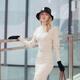 EE new winter style British fashion face-showing top hat casual and versatile winter hat for women black M (56-58cm)