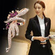 QUAMER brooch high-end women's corsage pin anti-exposure cashmere coat suit accessories cute luxury Lily