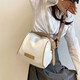 Sac en tissu en nylon décontracté cool Danny pour femmes Sac de créneau de niche sac de conception légère de grande capacité de grande capacité sac crossbody sac blanc