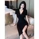 
YiJINGXUAN (YIJINGXUAN) sexy pleated deep V-neck low-cut high waist slim and slit hip-packing dress dance hot girl skirt nightclub main picture L 105-115Jin [Jin equals 0.5 kg]