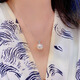 Xuan Yong Australian white pearl pendant gold new version of the princess cow head natural. Natural sea water Australian white extremely bright round single necklace 18K gold 10-11 sea water Australian white with slight flaws