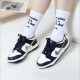 Zapatos de baloncesto Nike zapatos para mujeres airjordanaj1 zapatos de tablero primavera en la primavera de zapatos deportivos transpirables y livianos productos modernos DH9764-001/Little Panda 37.5 en blanco y blanco 37.5