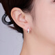 Yuan Shengfu's new fashionable PT950 shiny platinum stud earrings, simple, compact and versatile platinum earrings, 3.77g