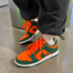 Nike (Nike) Herrenschuhe Dunk Low New Panda Casual Board Schuhe Low Top bequemer Sportschuhe tragen resistente Modebrettschuhe [Trend] DD1391-300/Orange und Green 44 44