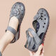 
Mac Jabags real soft leather mother shoes bag toe sandals for women in summer flat sole comfortable soft sole non-slip elderly beef tendon sole middle-aged and elderly women 9905 blue 35