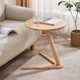 Algunas mesas y mesas laterales de madera maciza. Pequeñas mesas de café. Mesas de café móvil de madera maciza. Mesas simples de café de madera maciza. Color de nogal de madera sólida.