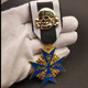 Fat Donglai's same model Iron Cross Prussian German Blue Marx Cross Medal of Merit and Courage Oak Leaf Gold Diamond Blue Horse Medal Tie (iron box)
