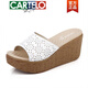 Cartelo Sandalias de alta gama para mujeres Summer 2025 Nuevo tacón hueco Flip-flop Cake de esponja de cuero genuino Suella de ropa de tacón alto con tacón grueso A6210 Color de luna 37
