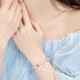 Silver Qianhui Cat Eye Stone Bracelet For Girls Moonlight Stone Bracelet pour la mode haut de gamme chinois Gift d'anniversaire de la Saint-Valentin pour petite amie Bracelet d'amant Moonlight + Sept Entrepôt / le lendemain Livraison Boîte-cadeau Rose / Valentin Girl Girl Girl For Wife / Mother's Fay Gift
