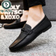 Zapatos de hombres de lujo de Light Light de carpintero 2025 Nuevos zapatos Doudou de cuero de moda para hombres Zapatos casuales de estilo para hombres Corea de cuero casual de cuero D826 Negro 44