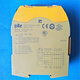 Pilz safety relay PNOZ s4 Pilz safety relay PNOZ s3