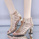 Yin Zhentian Römische Sandalen für Frauen 2025 Sommer Hufeisen Heel Mid-Heel Sandalen High Top Fish Mundschuhe High Heel hohl dicke Absatzschwarz 34
