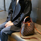 Ji Shizhe Light Luxury Brand-Tasche Frauenbeutel Frauen One-Shoulder Crossbody Eimer Bag Geschenk zum Geburtstag der Frau Chinesische Valentinstag Geschenk Extravagantes Buchstaben Kaffee (groß)