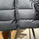 Adidas Down Jacke Herren 2024 Winterwinter Neues Paar wasserdicht und spritzer-resistant 600 Ente Down warme Kapuze-Jacke JV6187 Schwarz S