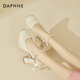 Daphne (Daphne) Chaussures célibataires pour femmes Nouvelles chinois Mary Jane High Heels 2024 Été Nouveau tempérament français avec jupe talons épais de hauteur de talon blanc 8cm 38 (240 mm) Code standard