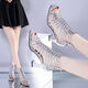 Yin Zhentian Römische Sandalen für Frauen 2025 Sommer Hufeisen Heel Mid-Heel Sandalen High Top Fish Mundschuhe High Heel hohl dicke Absatzschwarz 34