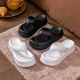 
She enjoys flip flops for women wearing thick sole stomp and foot-sheeping on the outside and beach shoes TQ723 Black 38/39