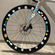 Yuanzu Bicicleta Dolor Pegatinas para bicicletas Doraemon Conjunto de rueda de bicicleta Pegatinas de la rueda de dibujos animados Graffiti Bicycle impermeable Ninguno