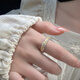 Lao Fengxiang Lotus S999 Fuß Silber Gold Ring Lady der einfache Kreis chinesischer Stil neuer chinesischer Stil 520 Geschenk für die Geburtstagsfuß -Silber -Herz -Sutra -Goldring der Freundin der Frau