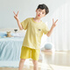 Disney Summer New Striped Kurzärmelig-Pyjama-Pyjamas dünne mittelgroße Kinderklimaanzug Summer Kinderheimkleidung Männer 826 Kurzärärmelte Fünf-Punkte-Hose grau gestreifte Kennzeichnung Drucken 120