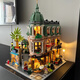 Compatible avec LEGO Corner Boutique Hotel Building Bloods Street View Series Building Assembly Modèle Toys Girl Ornements Mignents Corner Boutique Hotel 3883 PARTICULES [ENVOYER 7 FIGURES +