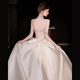 La nouvelle robe de mariée légère en satin française à une épaule de Qinchi pour les femmes 25 Nouveau style Bridal Small-und Tail Bienvenue Blanc Small Liviling Tail Veil + Gants xl Single Taille
