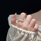 Lao Fengxiang Lotus S999 Fuß Silber Gold Ring Lady der einfache Kreis chinesischer Stil neuer chinesischer Stil 520 Geschenk für die Geburtstagsfuß -Silber -Herz -Sutra -Goldring der Freundin der Frau