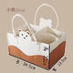 Panier de rangement de chevet bébé Carton de rangement de grande capacité Panier de rangement de grande capacité avec sacs à couches sur le côté de la table des couches. Panier de rangement de chevet bébé Carton de rangement de grande capacité Panier de rangement avec des couches avec des couches avec couches