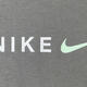 Nike (Nike) Nike Men's Camiseta en el verano Nuevo modelo etiqueta posterior impresa holgada de hombro grueso suelto HF6172-053 HF6172-053 L