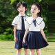Xinshi -Gruppenkostüm 1. Juni Kinderleistung Kostüm Sommer Kindergarten Abschlussfotos Klassen Kostüm Grundschule Rezitation Chor Wettbewerb Tabelle 6630 Jungen Sets 130 Größen