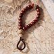 Leledi Retro Car Key Chain Kreative Bag Hanging Dekoration Vielseitiger Anhänger Red Sandelholzschlüsselanhänger