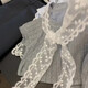 Châle épissé de dentelle grise pull à manches courtes pour les femmes en été slim ajustement et super belle conception de glace haut gris g gris l