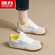 Huili pour femmes chaussures Summer 2025 Nouvelle maille respirante sportive décontractée semelle douce petite chaussures blanches chaussures d'entraînement légers