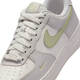Nike (Nike) Frauenschuhe, neue Modesportschuhe für den Sommer, AF1 Air Force Nr. 1 Nicht-Schlupf-bequeme weiße Schuhe, Freizeitschuhe, IB3881-001 Mini-Haken, hell Olive Green 40 40