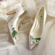 Rose Castle Lily of the Valley Blume Sprache Rosecastle Sense Verlobungsschuhe Weiß Haupthochzeitskleid Brautschuhe Bankett Satin High Heels Weiß Geschenkbox Version R9735 8cm 37