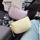 Holzspecker Sommer Super heißer kleiner Tasche für Frauen 2025 Neues lässiges vielseitige Crossbody -Tasche modische einfache einzelne Schulter -Achsel kleine quadratische Tasche Schwarz