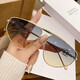 Nuevas gafas de sol de metal para mujeres Diseño Gafas de sol Sense Gafas huecas Marco para protección solar de hombres europeos y estadounidenses Gafas conductoras 9898 Té gris