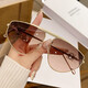 Nuevas gafas de sol de metal para mujeres Gafas de sol Sense Soles Hollow Gasas Hollow Marco de protección solar de hombres europeos y americanos Gafas para conducir 9898 Té completo