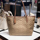 Coach (Coach) Totes Milk Tea CityTote33 Einkaufstaschen große Tasche Frauenbeutel Neue Stil Mommy Carriage 5696 Red Paired Black Brown Spot