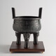 Tongguanle Bronze Stativ Ornamente Antique Bronze Ware Dingsheng Qianqiu Handwerk Keding Office Desk Eingang Weinschrank Desktop Dekoration 60 cm hoch + Basis