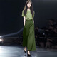 忻依美时尚套装女两件套2025夏季新款洋气显瘦冰丝短袖高腰阔腿裤套装 蓝色上衣+黑色裤子【套装】 L 【110-120斤】