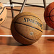 Spalding Pilot Series Standard No. 7 Baloncesto Hygroscópico PU Baloncesto PU Basketball Indoor y al aire libre Bola de cumpleaños REDEMBRY REDEME REDONE GRANULOS 77-867Y BALONCESO No. 7 (pelota estándar)
