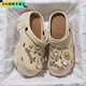Chaussures de trou de Luozhichao pour femmes en été, usure de plein air, sandales de sac de plage antidérapantes à semelles épaisses, en été, lettres noires, fleurs en diamant, 36 3735/36 pieds de pied