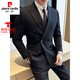 Pier Cardan Suit Men's Men's Light and Casual Double-Breasted 2024 Nouveau commuter haut de gamme Robe de costume simple Men Gris foncé (costume + pantalon) Black Shirt and Tie 6xl (62)