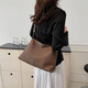 Große Kapazität Retro Casual 2024 Vielseitige neue Mode Umhängetasche Premium Umhängetasche Einkaufstasche Beuteltasche Braun